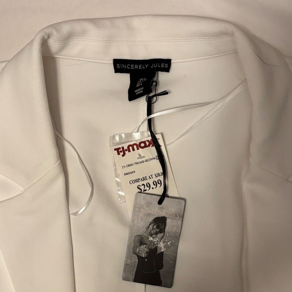 Sincerely Jules - White Blazer with Elegant Detailing - Size L - Picture 3 of 9